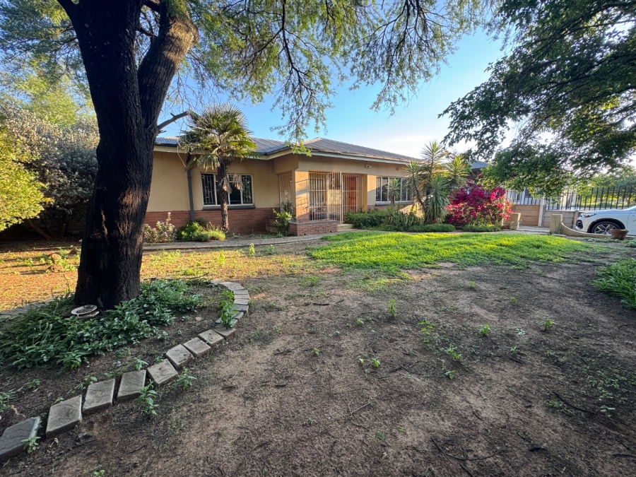 3 Bedroom Property for Sale in Roosheuwel North West